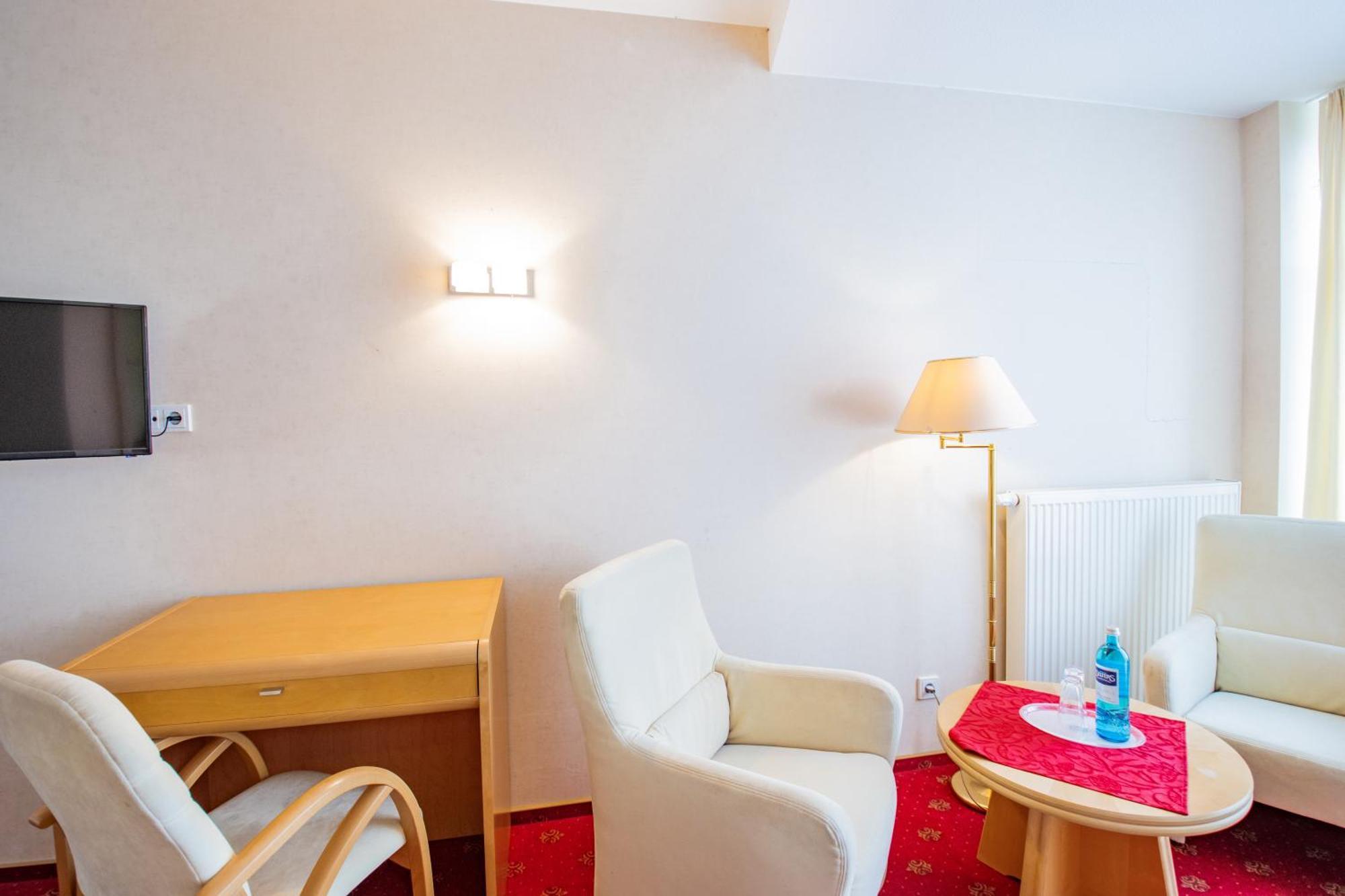 Hotel Seehotel Grossraeschen